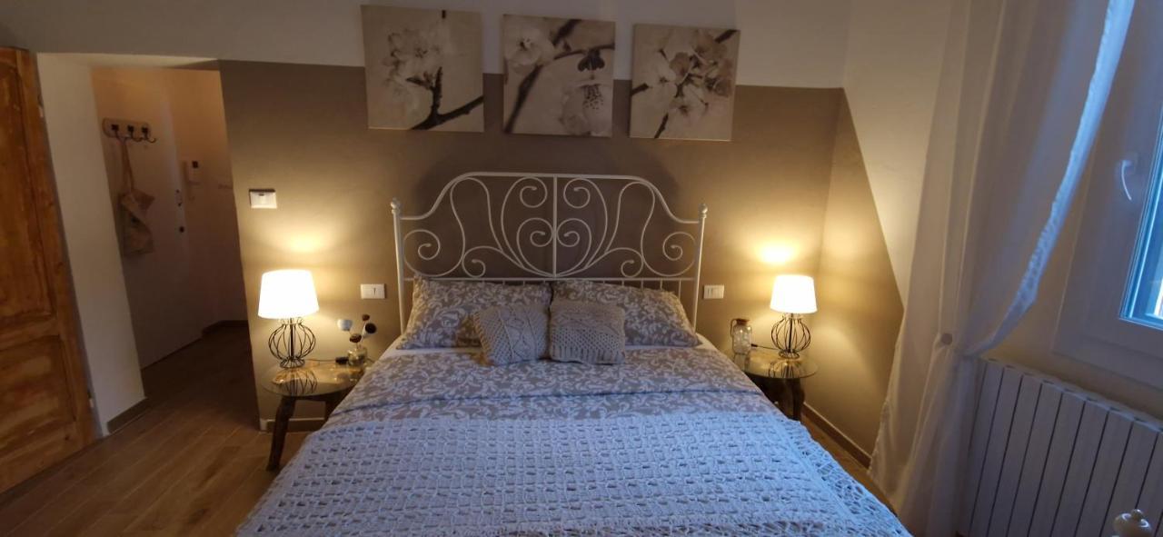 Minimal Chic House Fast Wi-Fi, Private Garden & Free Parking Vila Bolonha Exterior foto
