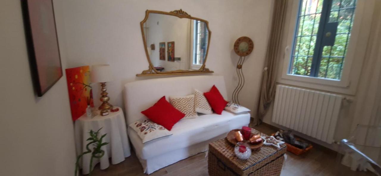 Minimal Chic House Fast Wi-Fi, Private Garden & Free Parking Vila Bolonha Exterior foto